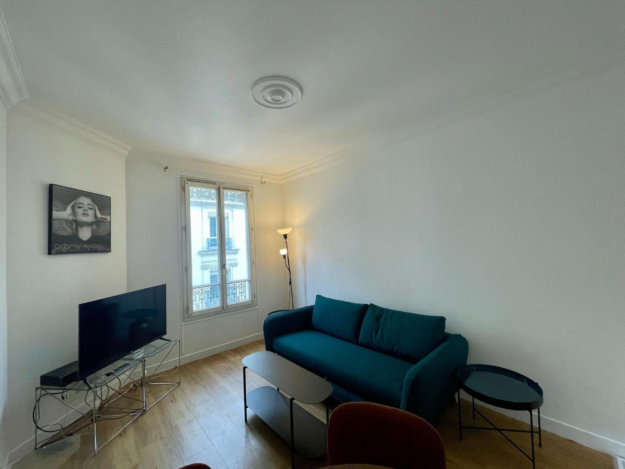 Tour Eiffel Maison De La Radio Apartment