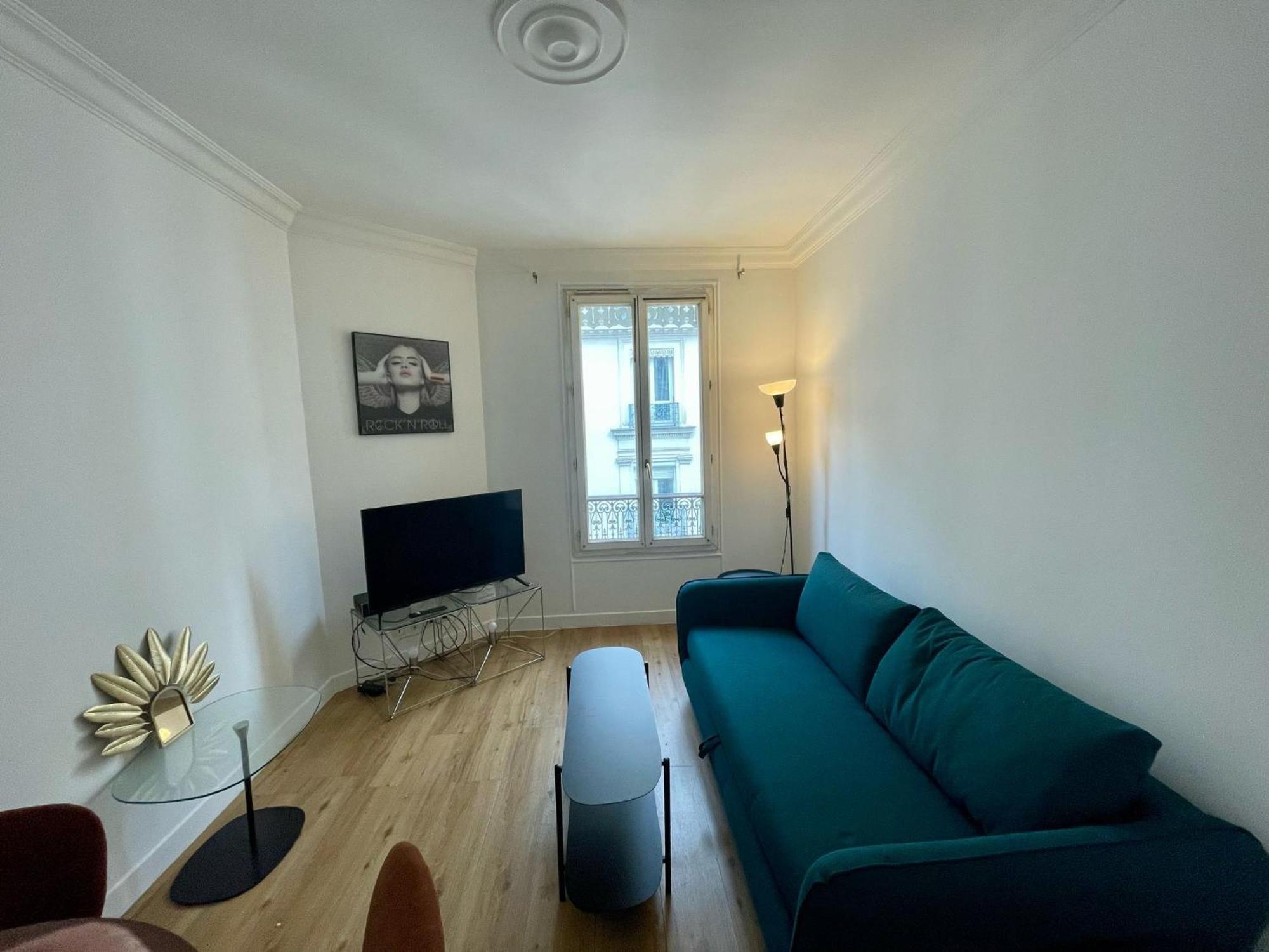 Tour Eiffel Maison De La Radio Apartment